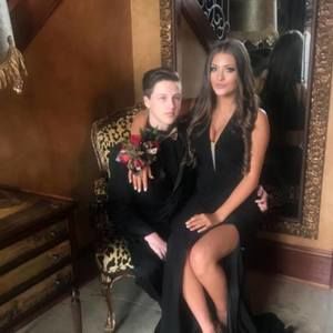 Meet your Posher, Rebecca